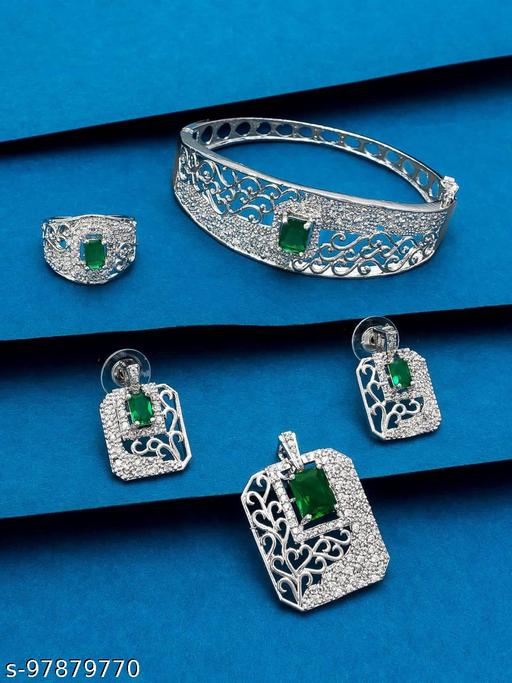 Hans-Mart-|-Pendant-Chain-with-Bracelet-Ring-Earrings---Green