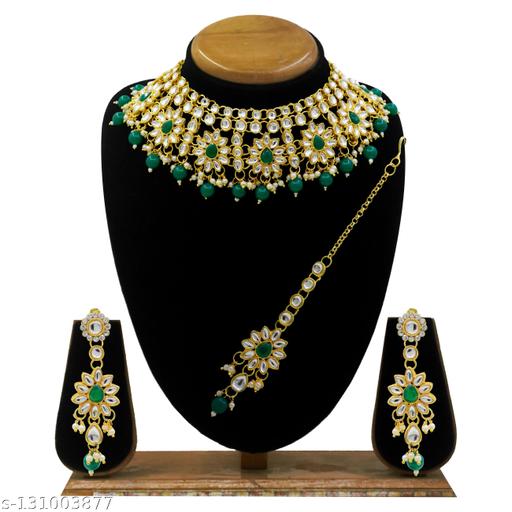 Floral-Design-Gold-Plated-Alloy-Kundan-Choker-Necklace-Earring-With-Maangtikka-Jewellery-Set