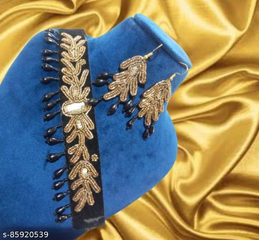 JewMe@Golden-With-Black-Cry-Necklace---13-Jewellery-Set