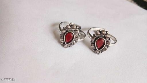 BEAUTIFUL STONE TOE RING