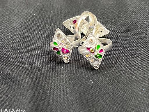 Sizzling flower pattern 4pcs toe rings