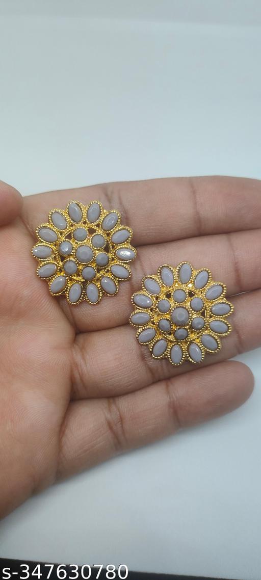 New stud earrings and fashion