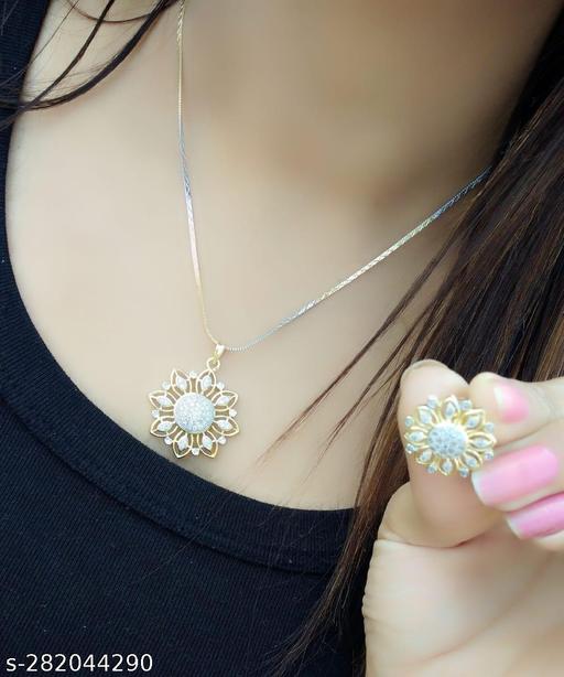 Stylish-flower-chain-for-women