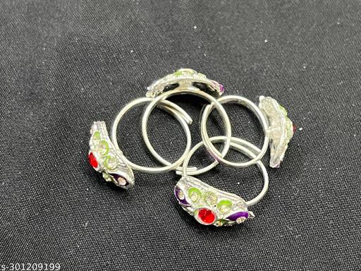 Sizzling toe rings 4pcs