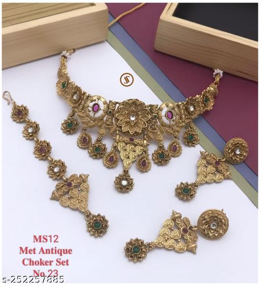 Latest-Traditional-Temple-Gold-Plated-Necklace-Earring-Maang-Tikka-Set-for-Women-Girls