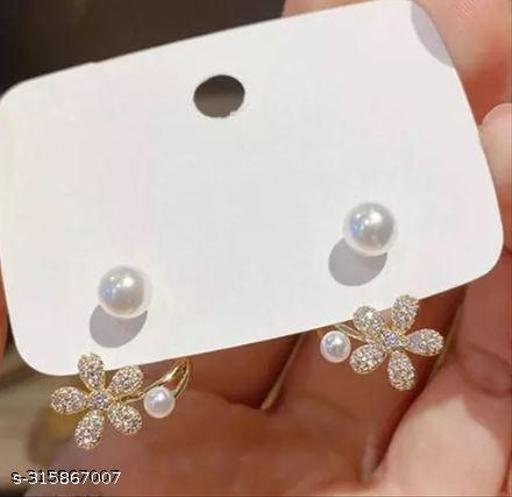New Trendy Pearl Flower Earrings Light Luxury High-end Small Stud Earrings for Girls & Women