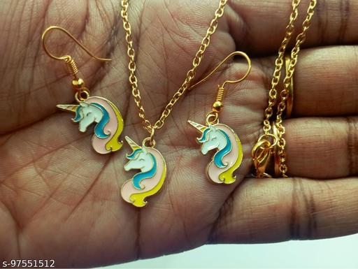 Unicorn-Earrings-chain-set