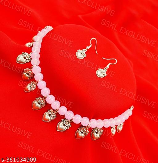 Woman-Feminine-Beautiful-Jewellery-Set