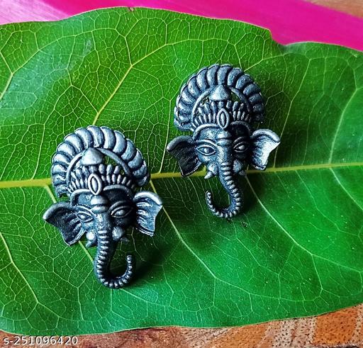 Muccasacra-Stone-Medallion-Oxidised-Sterling-Silver,-Ganesha-Stud