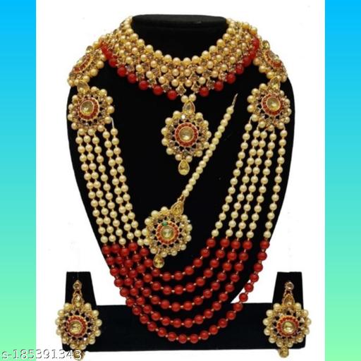 Elegant-jewellery-set
