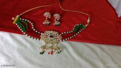 Beautiful-Necklace-for-Women-and-Girls-with-Jewellery-Set