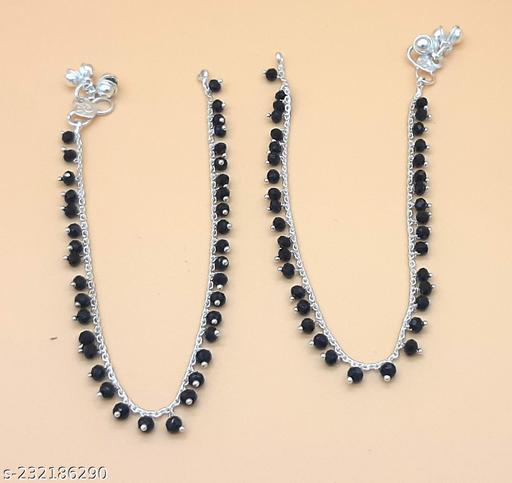 Black Beads Chain Silver Shine Anklet: A Chic and Sophisticated Look ( Pair of 1)