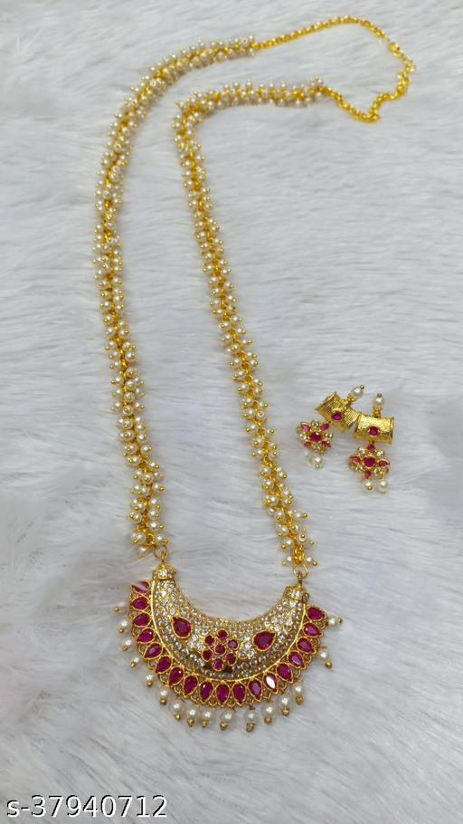 Aagam-Gold-Pendent-Set