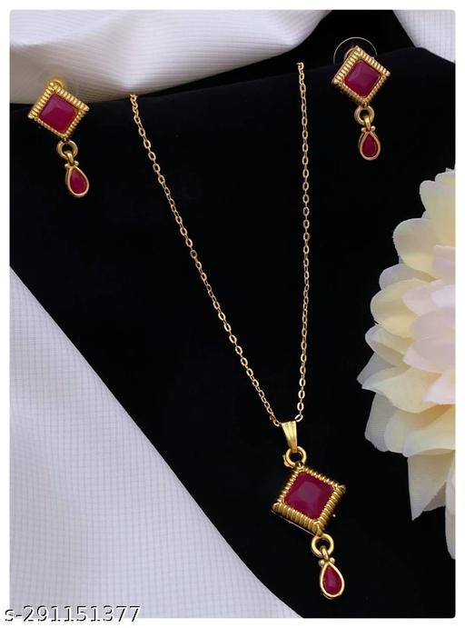 Stylish-Alloy-Gold-Plated-Chain-Pendent-Set-For-Women-&-Girls