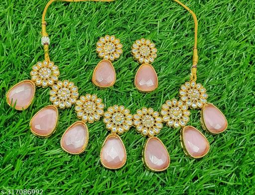 Unique-Gracefully-Necklace