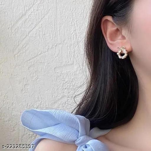 Luxury Pearl Stud Earrings For Women Girls Temperament Elegant Ear Studs Piercing Party Wedding Korean Fashion Jewelry