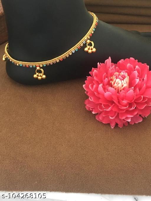 GOLD PLATERD BEAUTIFUL PAYAL