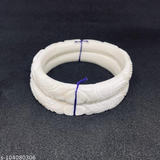 Seashell Store Latest New Traditional Shakha Pola Shinning & Glowing & Unique Glittering Polished shakha pola or Shankha Churi for Traditional Worned By Married women bangles