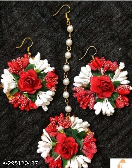 Haldi-maangtika-earing-set