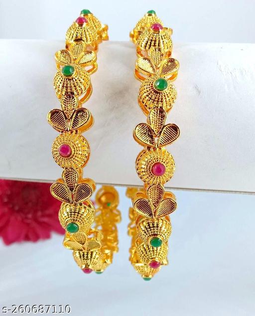 BANGLES Bracelet & Bangles