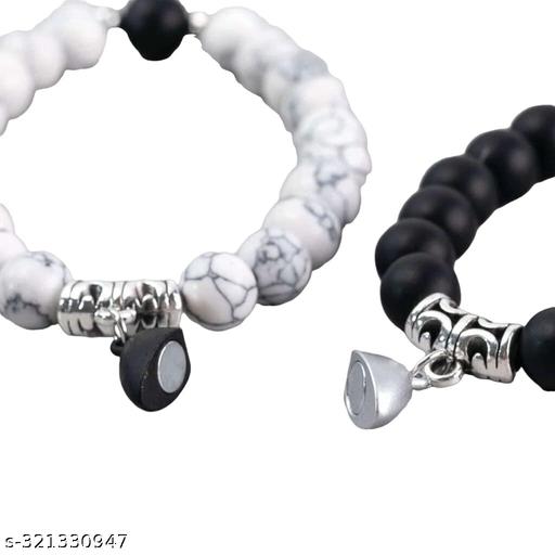 Two Pcs Set Couple Bracelet Gifts Heart Shape Alloy Magnet Wristband Stone Beaded Bracelet Valentine Lovers Black and White Gift Couple Magnetic Distance Bracelet