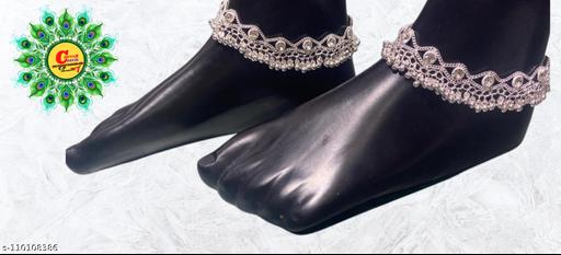 Love nug anklets