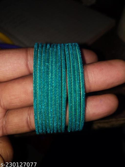 Stylish velvet 12 chudi