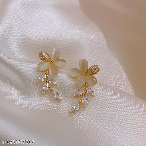 Pse Golden Floral Earrings FOr Women/Girls