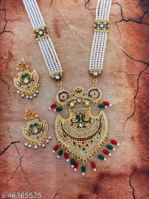 Twinkling-Fancy-Women-Jewellry-Set