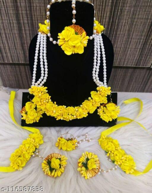 Craftsai-Exports-Flower-Necklace-Set-with-Maang-Tika,-Earrings-and-Bracelet-Ring-for-Women-and-Girls