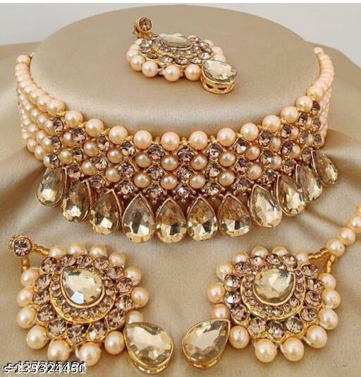 jewellery-setTraditional-Stylish-Ethnic-&-Party-Wear-Multi-Stone-&-Pearl-Beaded-Choker-Necklace-set-with-Maang-Tikka-&-Earrings-(BJ-110-GOLD