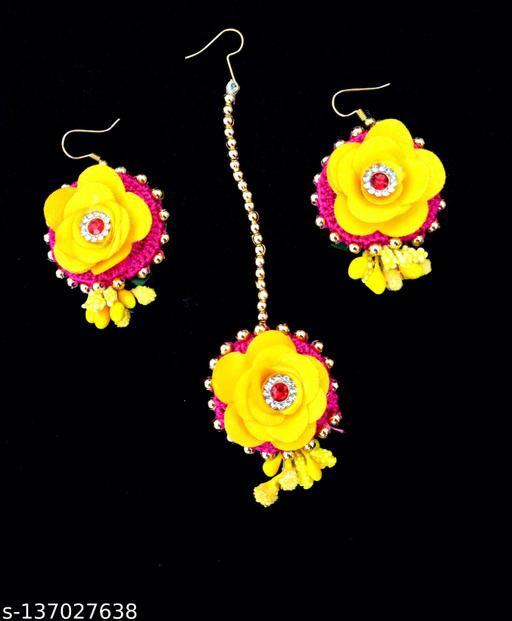 Artificial-Flower-Haldi-Tika-Set-for-Wedding/Party/Bridal/Haldi-/-Mehndi-/Baby-Shower/Marriage-Festive-Season.-This-Turmeric-Floral-Tika-Set-is-made-by-Fabric-Rose-and-Pollen-in-Multicolour.
