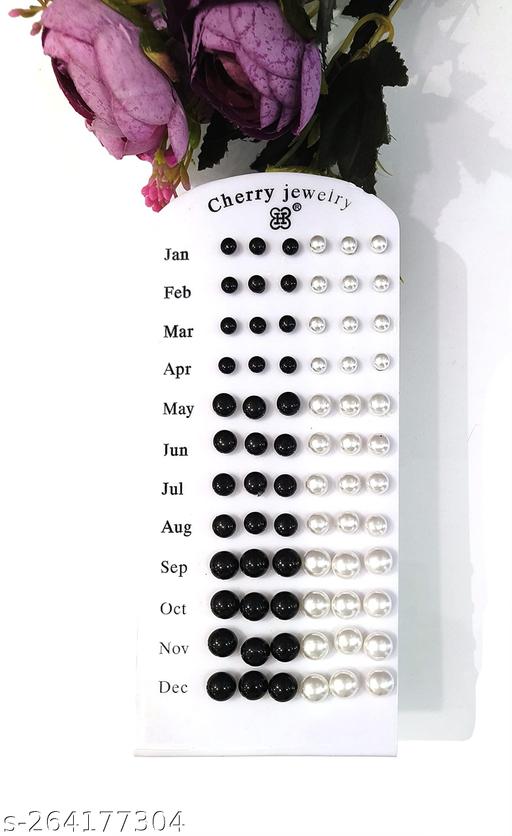 La Belleza Black And White Color Pearl Tray Stud Earrings Sets For Daily Use Simple Shine Natural and Beautiful Small Size Earrings For Girls & Women