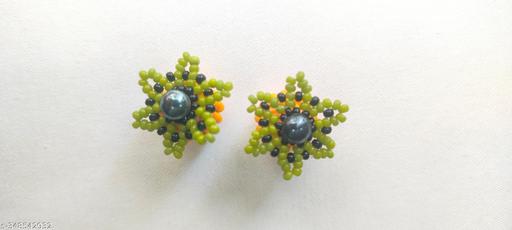 Starry Night Elegance: Green Seed Bead Earrings with Black Pearl Center