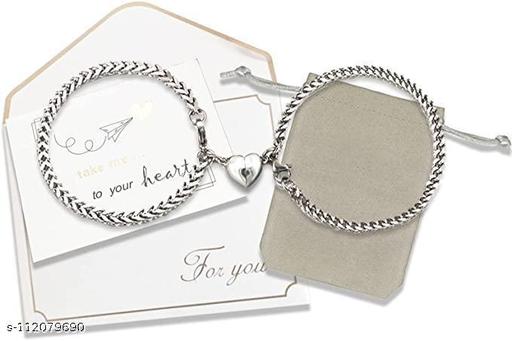 Magnetic Couples Bracelets for Women Men, Stainless Steel Heart Broken 2 pieces Magnet Couple Bracelets, Matching Bracelets for Boyfriend and Girlfriend