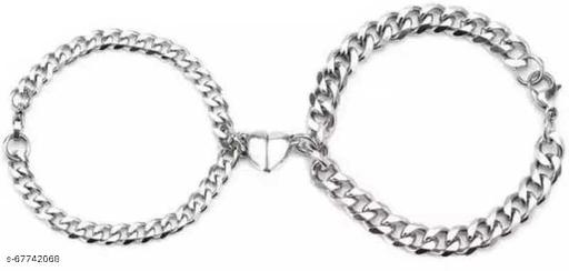 Magnetic couple bracelets