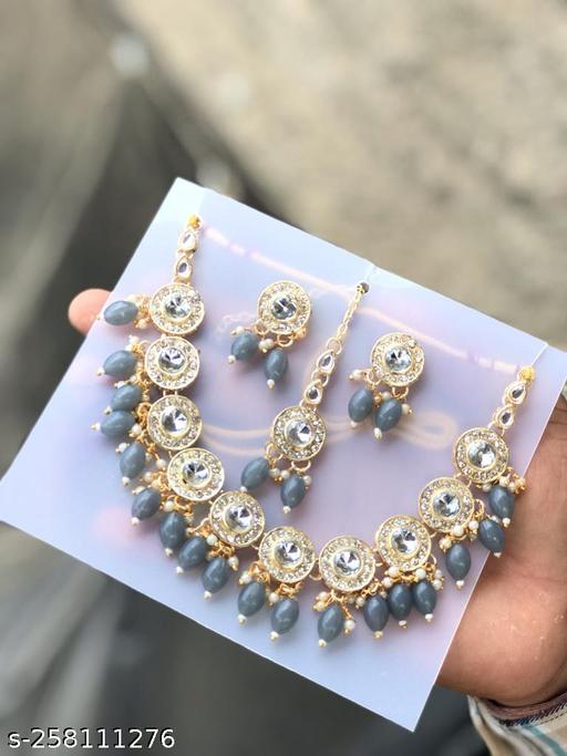 *high quality * nackles set with earring tikaa * grey set