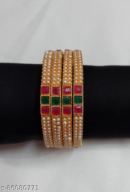 PEARL GLITTERING BANGLE