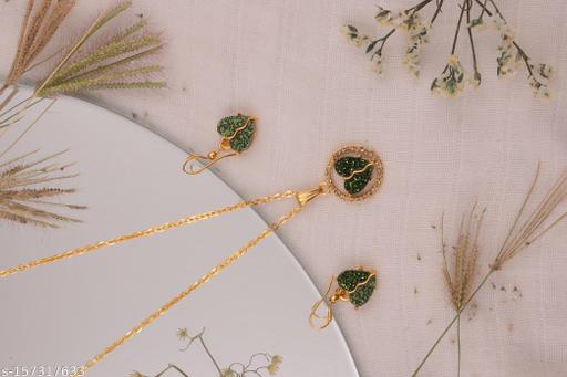 Binzo-India-Jewellery-Gold-Plated-American-Diomand-Acrylic-Heart-Shape-Necklace-Pendant-Chain-For-Women-and-Girls