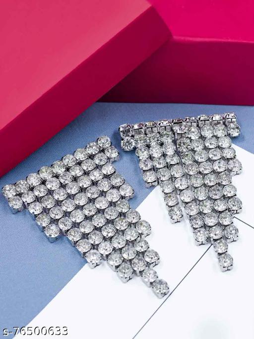 Kairi Lisa Tassel Earrings (Silver Color)