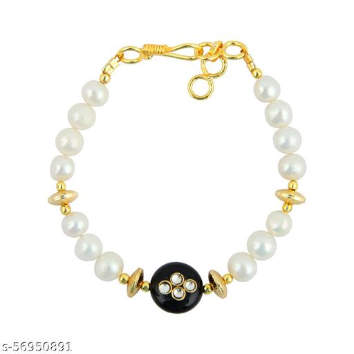 White Freshwater Pearl and Black Agate 7 inches Bracelet with Extension