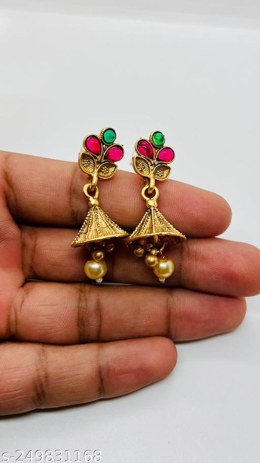 Gold-Plated-Studded-Layered-Jewellary-Set