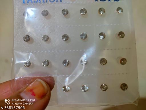 Silver stone and three color antic studs