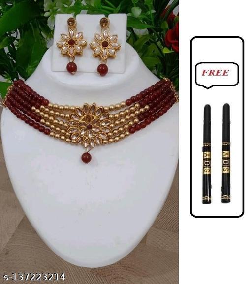 Sonika-Alloy-Maroon-star-jewellery-set-with-eyeliner