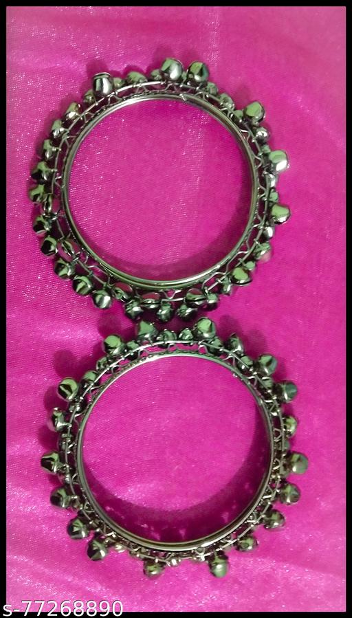 Metal Ghunghroo Bangle