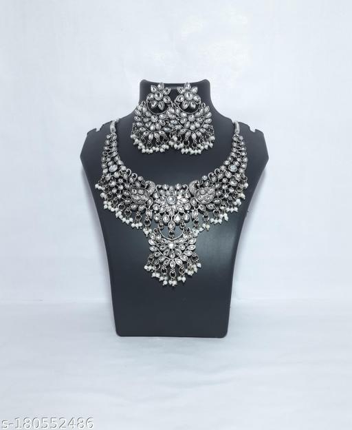 Jewellery-set-for-party-wear-Jewellery-Set