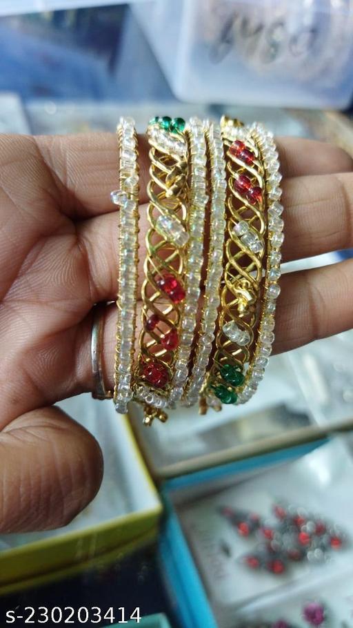 Stylish metal chudi set