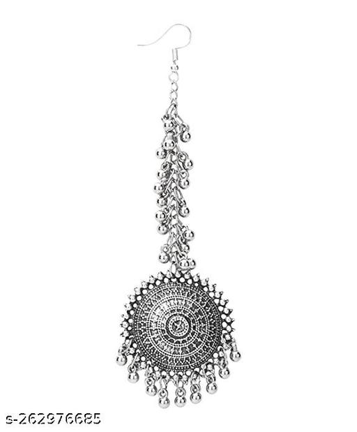 OXY-SLIVER-HAVEY-EARRING-WITH-MANG-TIKKA