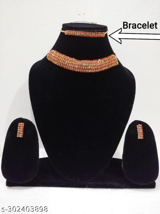 Ad-women-jewellery-set