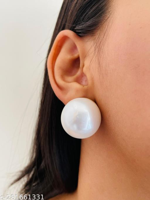 Oceanic Pearl Studs Earrings